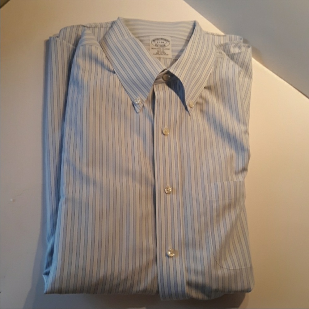 Brooks Brothers button down dress shirt, size 17/34 Slim Fit